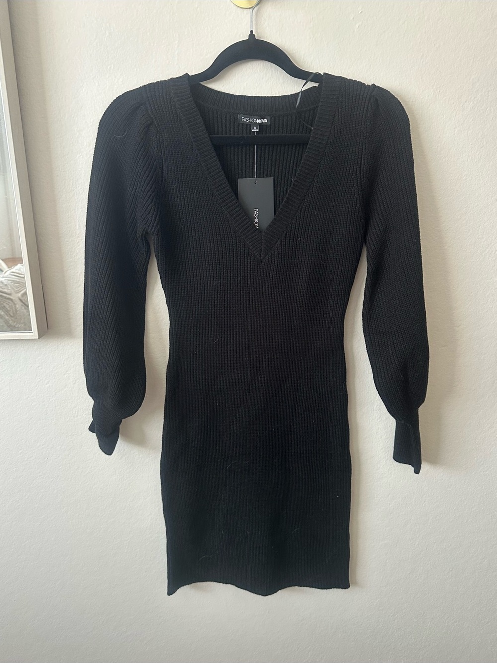 Fashion Nova Black Ribbed V-Neck Long Sleeve Sweater Dress
